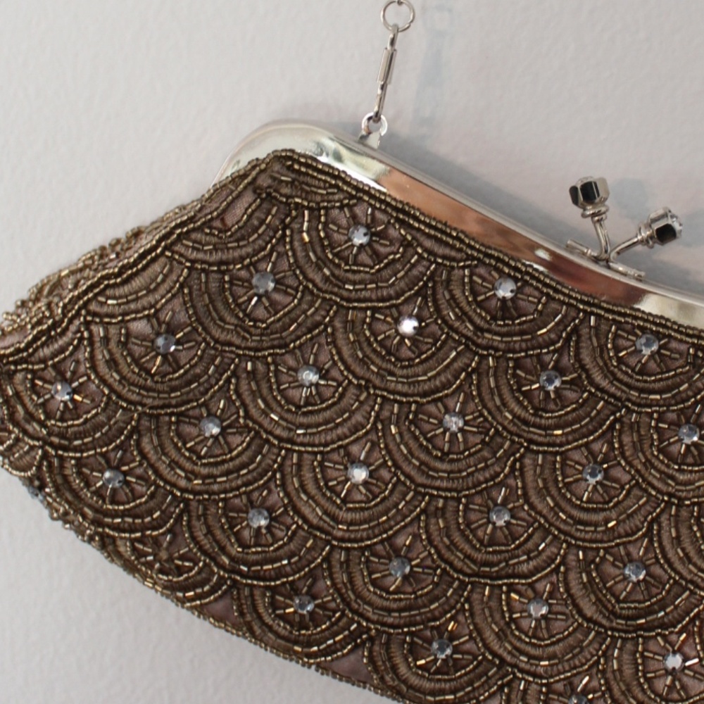 PRICE DROP!! 🥳 Dazzling Clutch/Purse